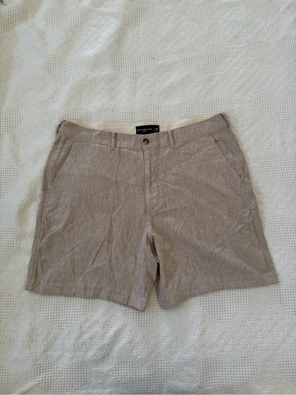 Abercrombie & Fitch Men's Flat-Front Shorts - Light Taupe